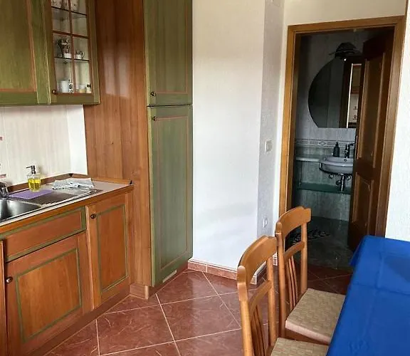 App Trinodis 公寓 Bašanija