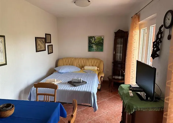 아파트 App Trinodis Bašanija