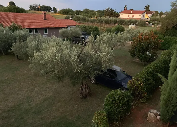 아파트 App Trinodis