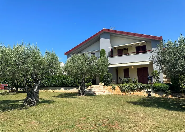 아파트 App Trinodis