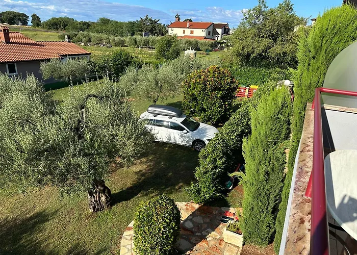 App Trinodis 公寓 Bašanija