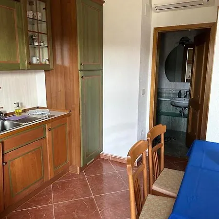 App Trinodis Apartman Bašanija